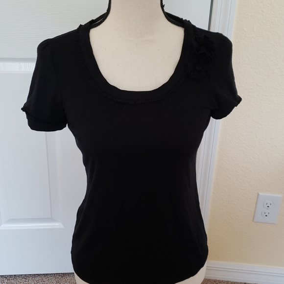 Black Bay Studio Top - Picture 2 of 9